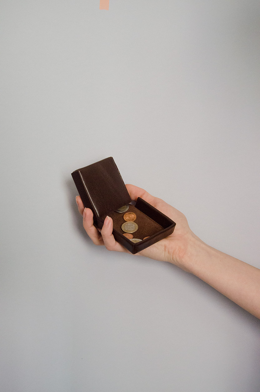 diy-monedero-cuero-sin-costura-materiales-fabrica-de-imaginacion