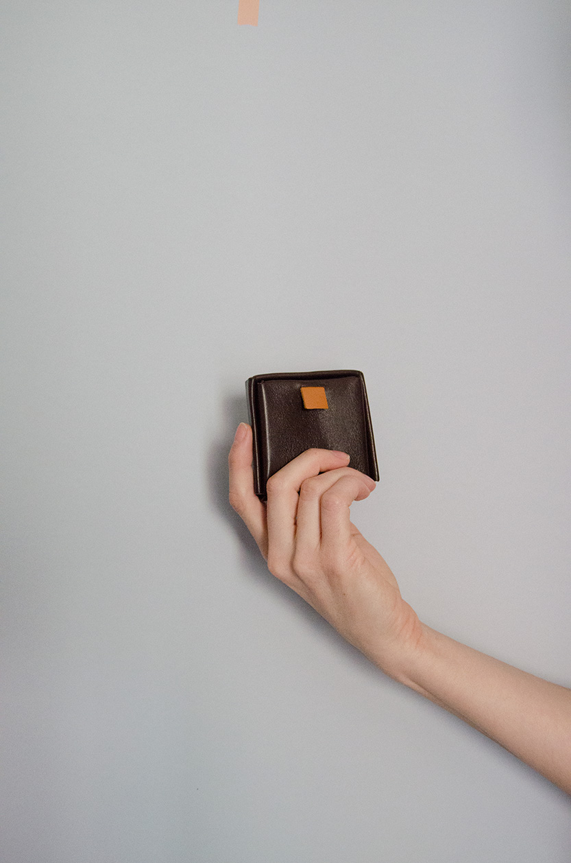 diy-monedero-cuero-sin-costura-materiales-fabrica-de-imaginacion02
