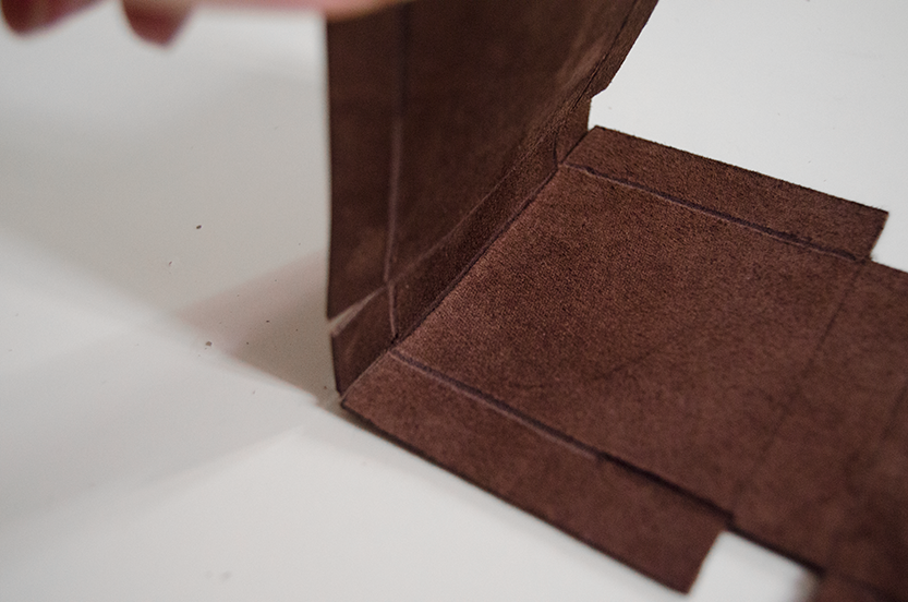 diy-monedero-cuero-sin-costuras-paso08