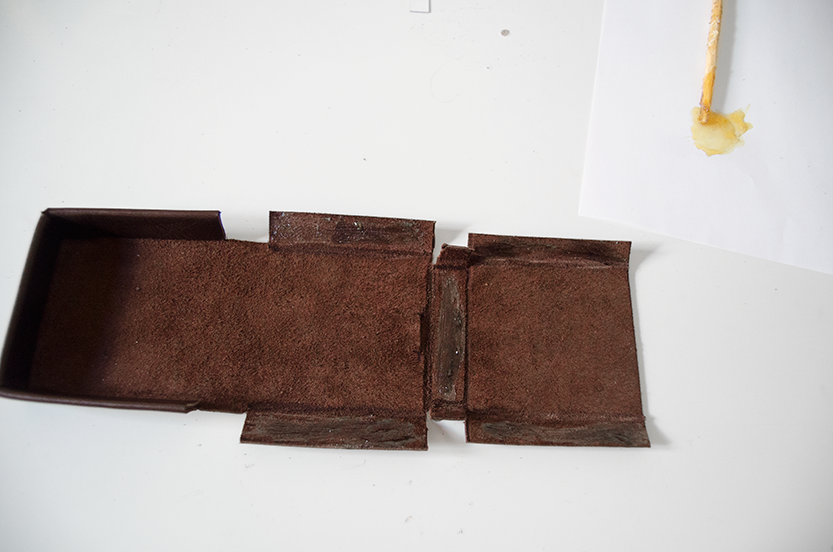 diy-monedero-cuero-sin-costuras-paso19